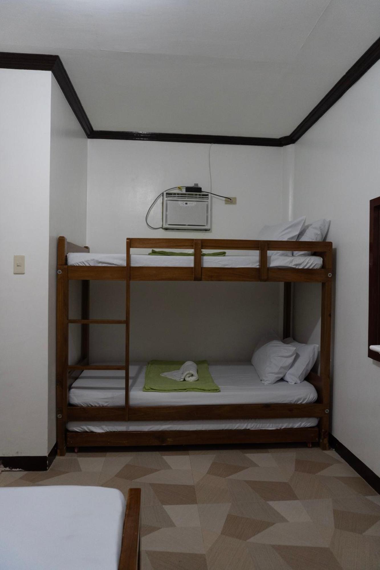 Shelves Siargao Hotel เจเนอรัลลูนา ภายนอก รูปภาพ